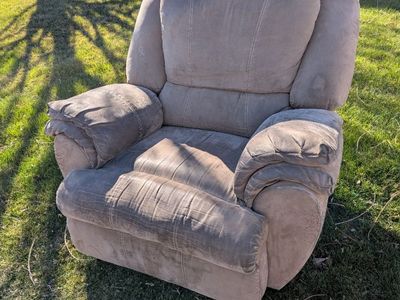 Free Recliner Chair