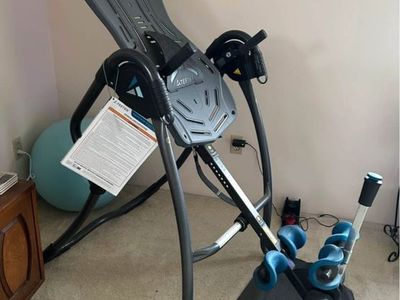 Teeter Inversion Table