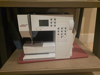 Bernina Activa 125 Sewing Machine