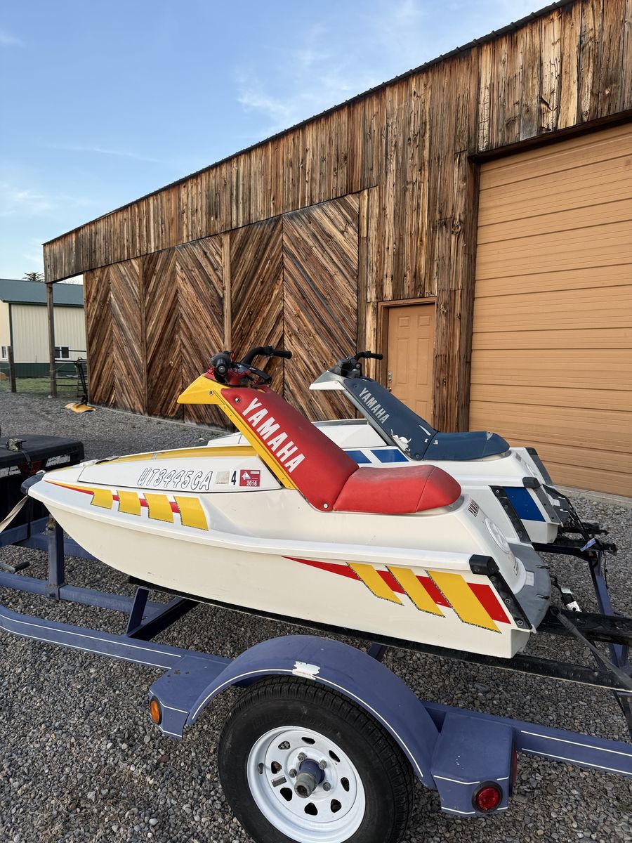 2 Yamaha Wave Jammers