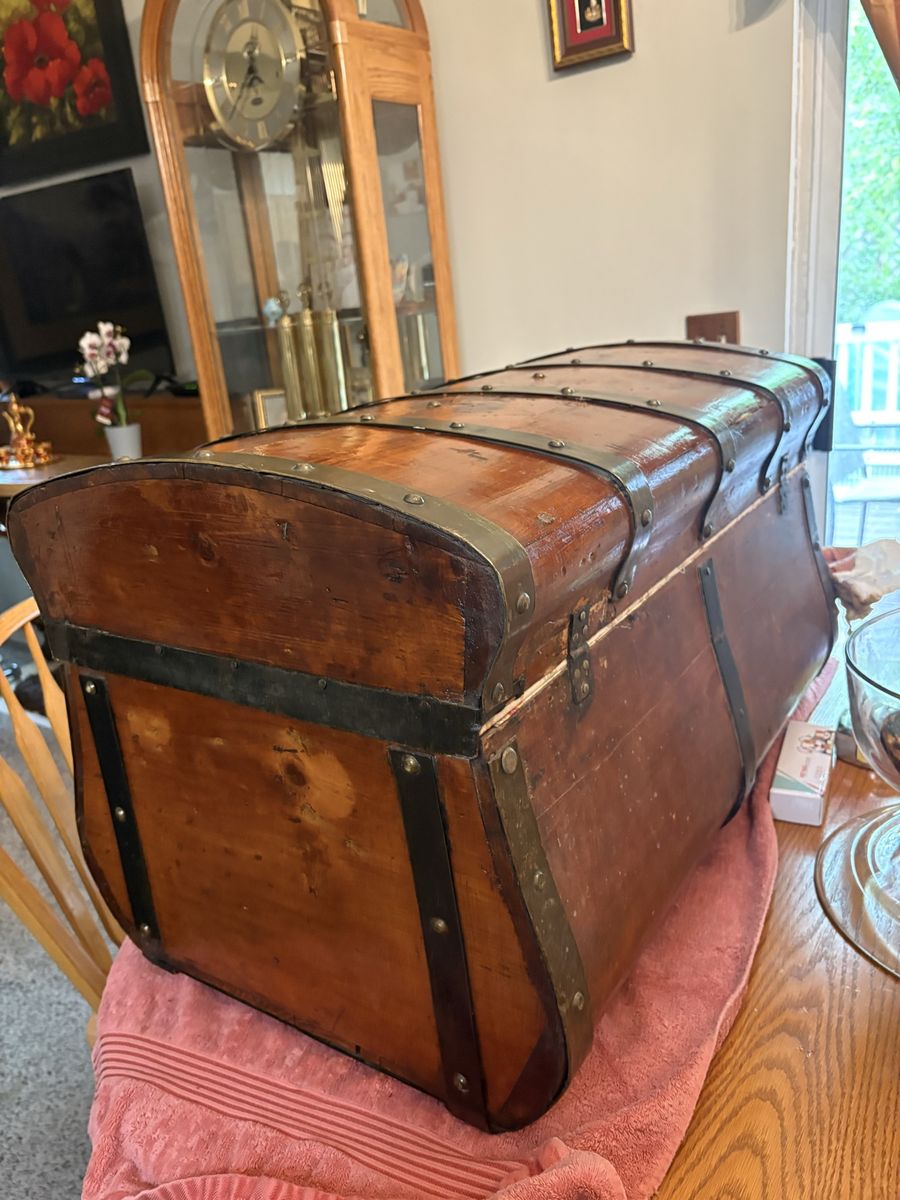 RARE 1860’s  Jenny Lind Stagecoach Trunk