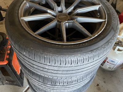 rossenstein 18 inch (5×4.5) with hankook tires