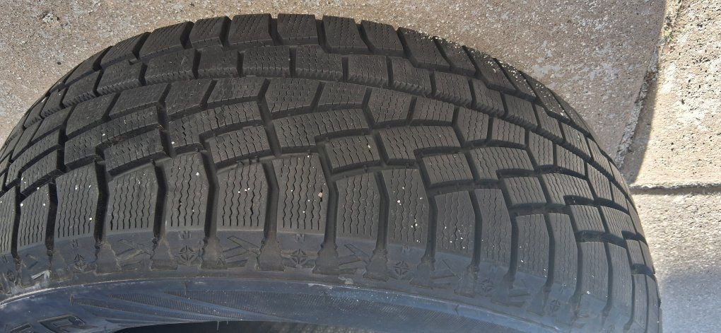 215 60 16 snow tires