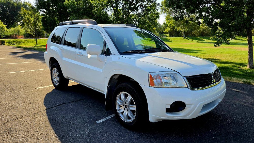 2011 Mitsubishi Endeavor LS