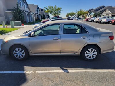 2010 TOYOTA COROLLA LE