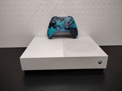 Xbox One S All-Digital Edition (Model 1681)
