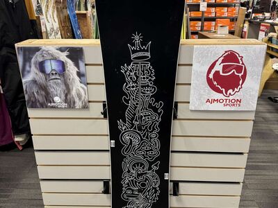 Burton Counterbalance: Hallucinate 158cm Wide Snowboard - Lightly Used (2026)