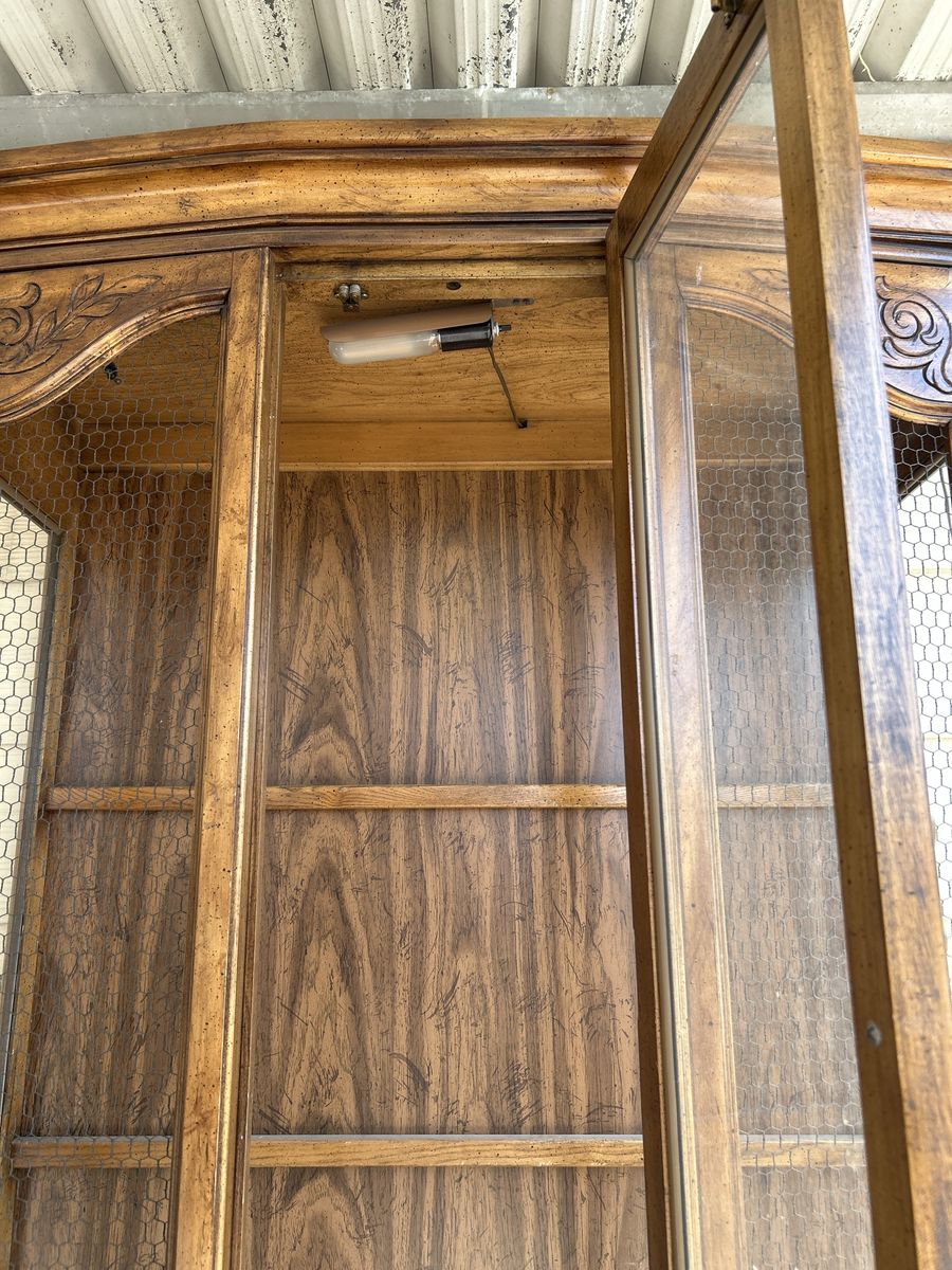 Main image 5