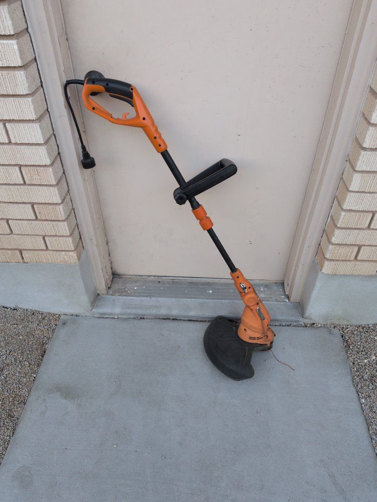 Worx 15" Trimmer