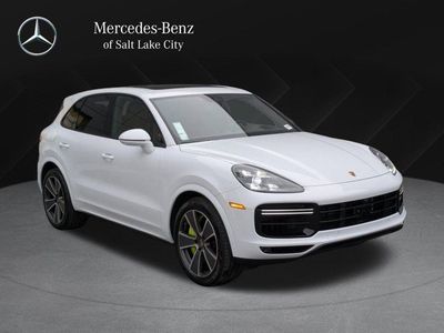 2023 Porsche Cayenne Turbo S E-Hybrid