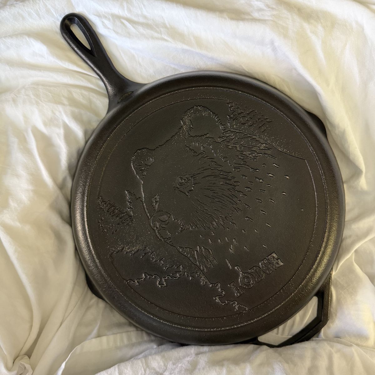 Cast Iron Skillet - Lodge 12" Wildlife Series
