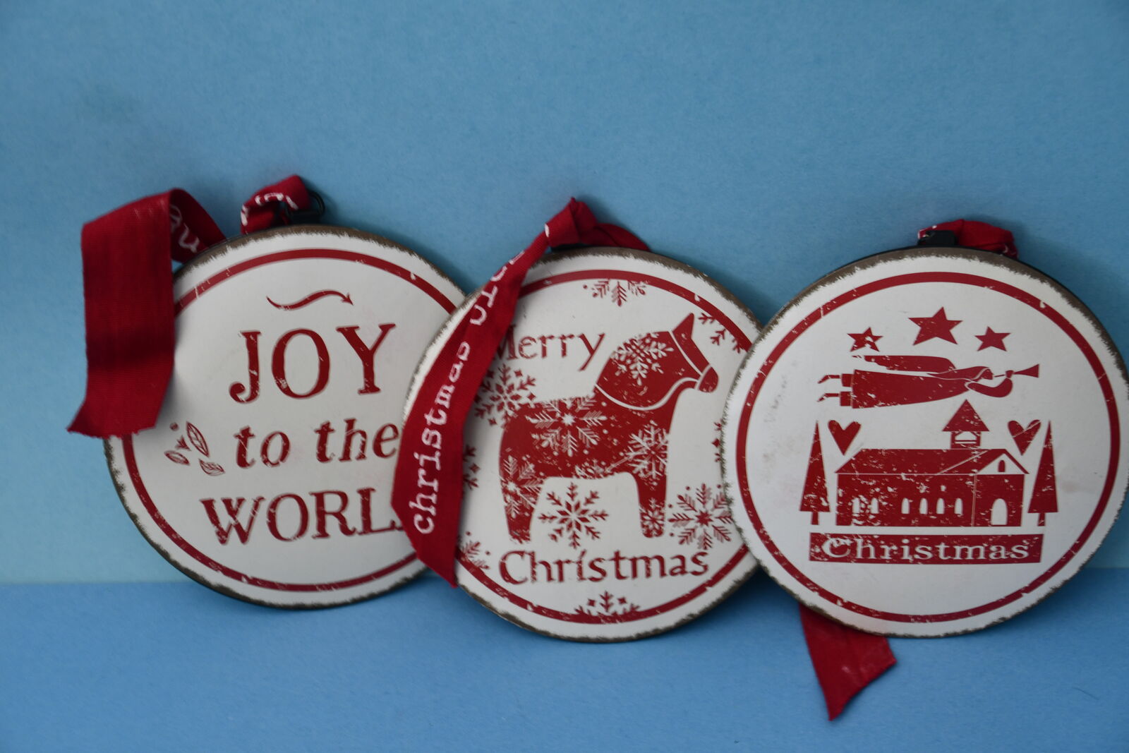 3 LARGE METAL CHRISTMAS DECOR ITEMS ~ TWO SIDED ~ DISTRESSED LOOK ~ DIAMETER 6"
