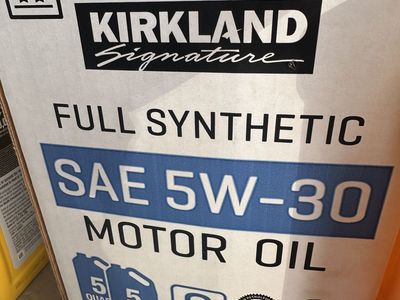 Synthetic Motor Oil 5W-30 - 2.5 gallons
