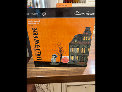 Department 56 Hazel’s Haunted House Box Set