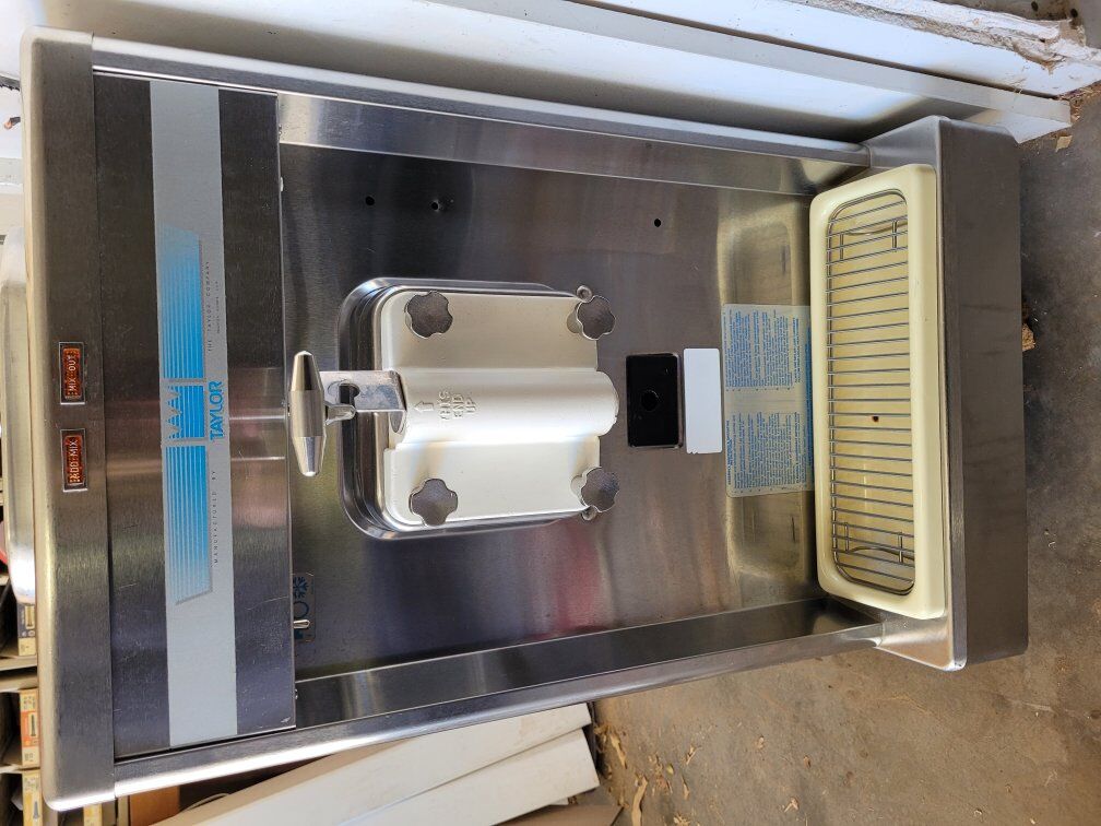 Taylor Shake Machine