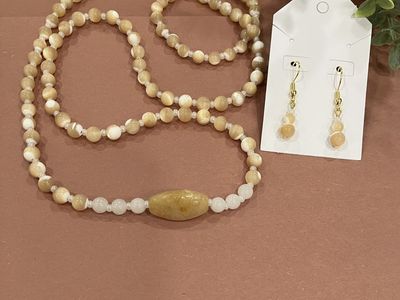 Handmade Beaded Beige And Cream Shell Necklace And Earrings