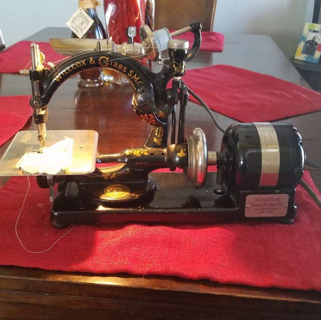 Wilcox & Gibbs Industrial chain stitch sewing mach