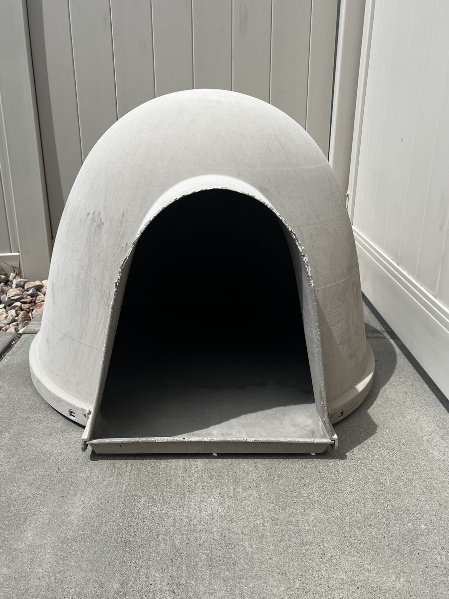 Extra Large Dogloo Dog House