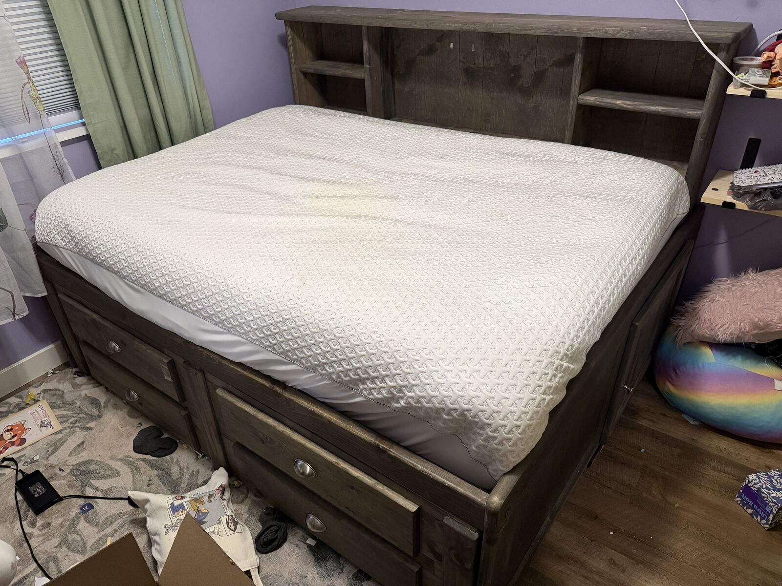 Full size bed with mattress