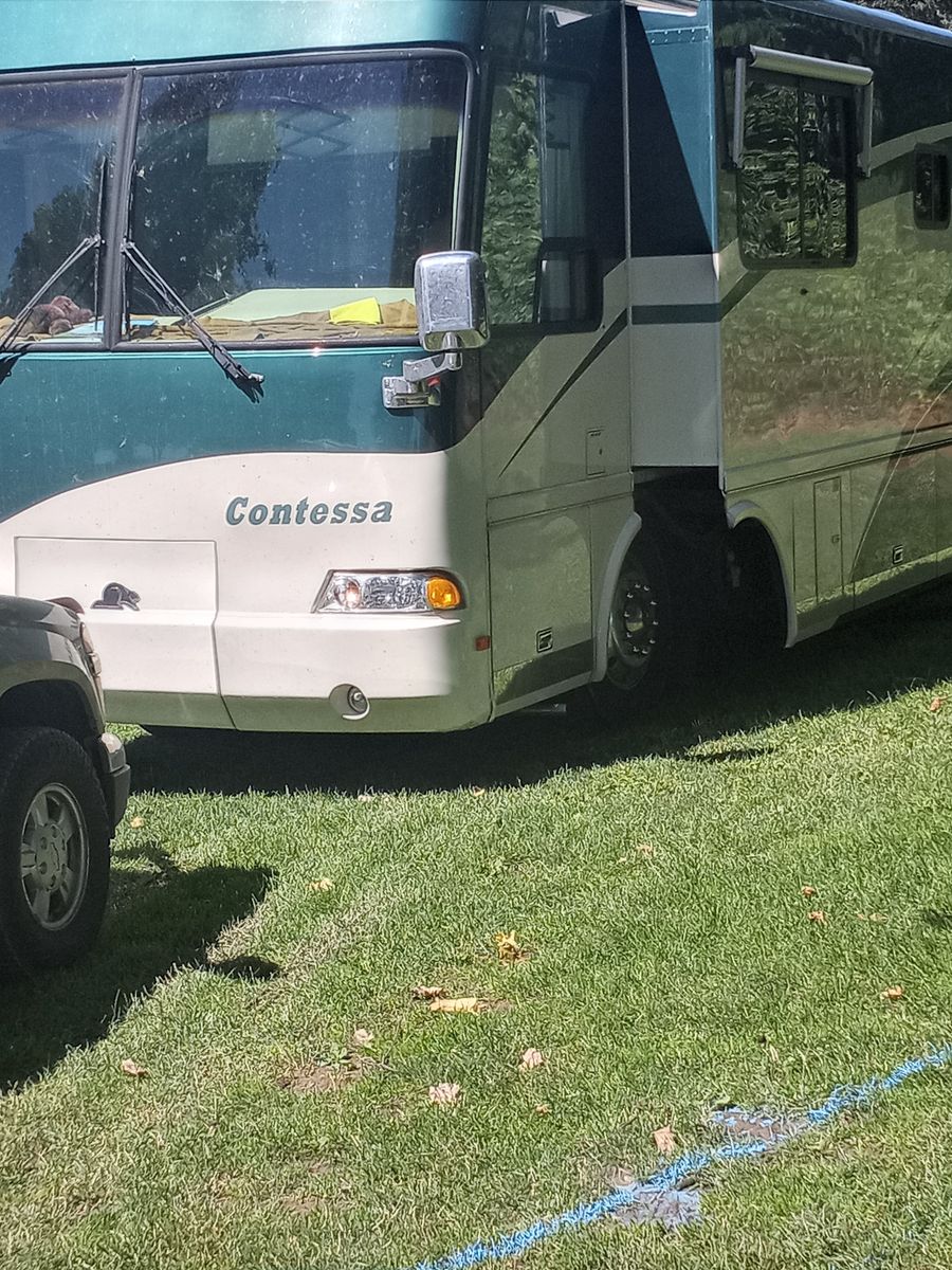 Beaver Contessa Naples Class A Motorhome
