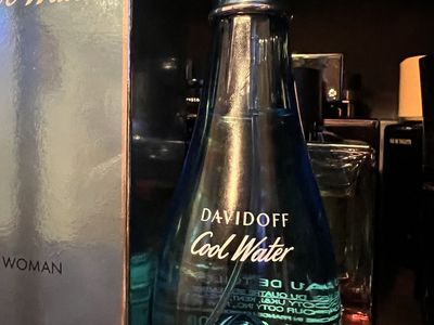 Davidoff Cool Water Woman Eau de Toilette Spray 3.4 oz / 100 ml