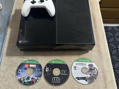 Xbox One W/ 3 games!