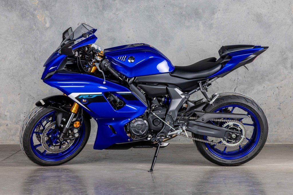 2025 Yamaha YZF-R7