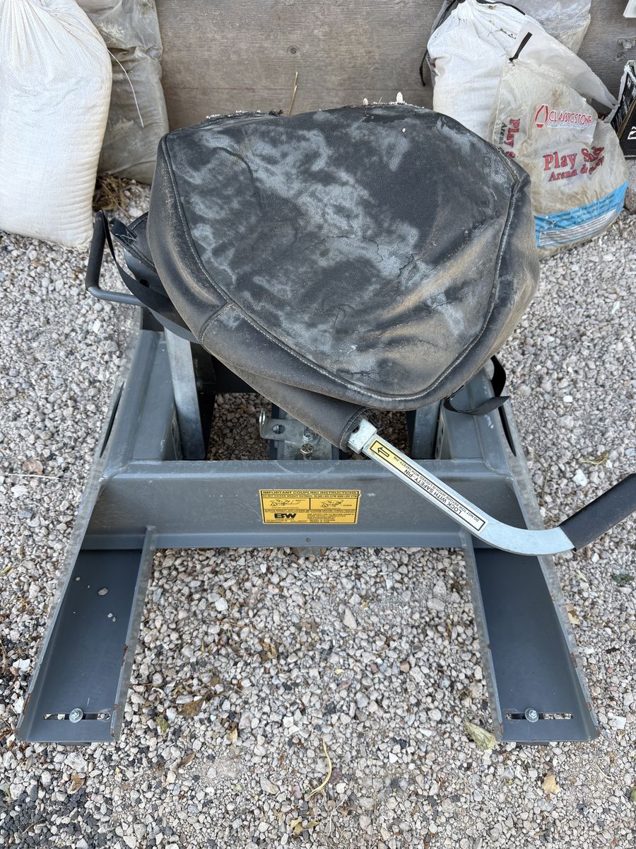 Main image 4
