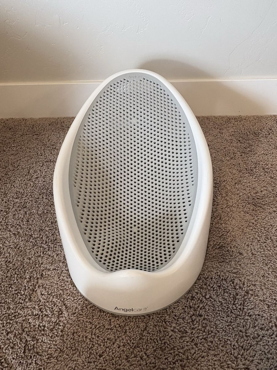 Angelcare Baby Bath Support White & Grey - Secure & Comfortable Infant Bathtub Seat
