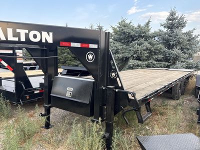 24’ Gooseneck trailer rated for 15,000 lbs