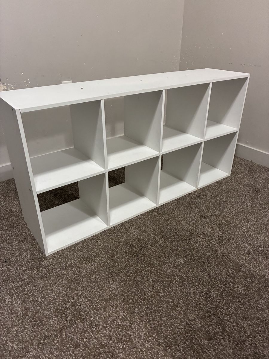 White 8-Cube Storage Shelf Organizer