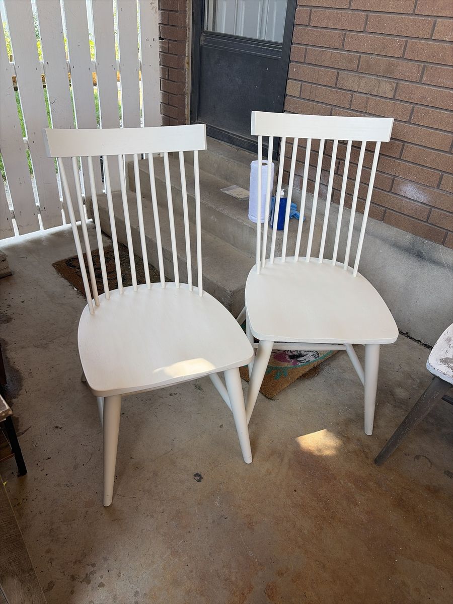 Set of 4 Wooden Spindle Back Dining Chairs - White & Rustic Gray