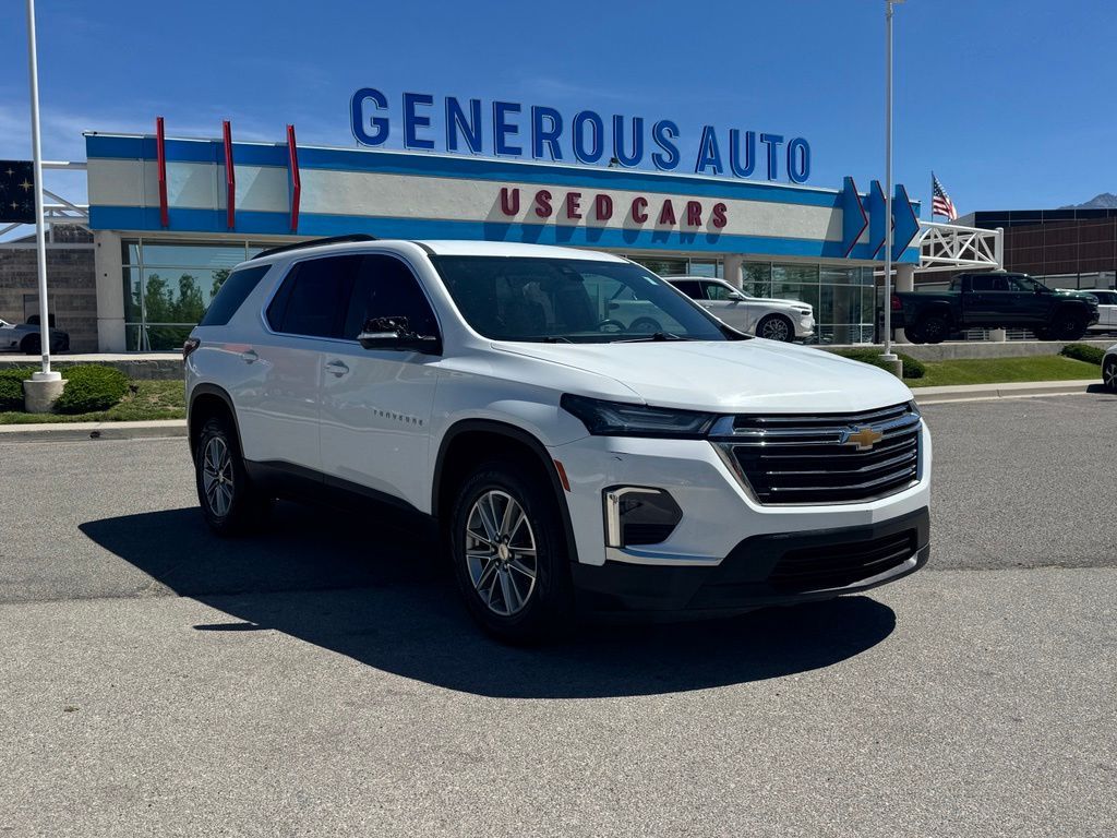 2022 Chevrolet Traverse LT Leather