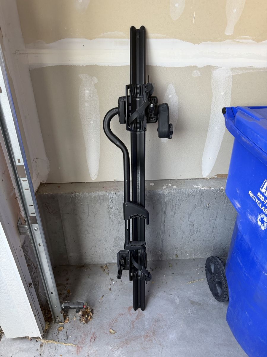 Thule bike rack 
