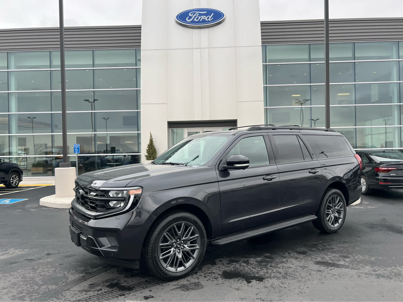 2026 Ford Expedition Max Platinum