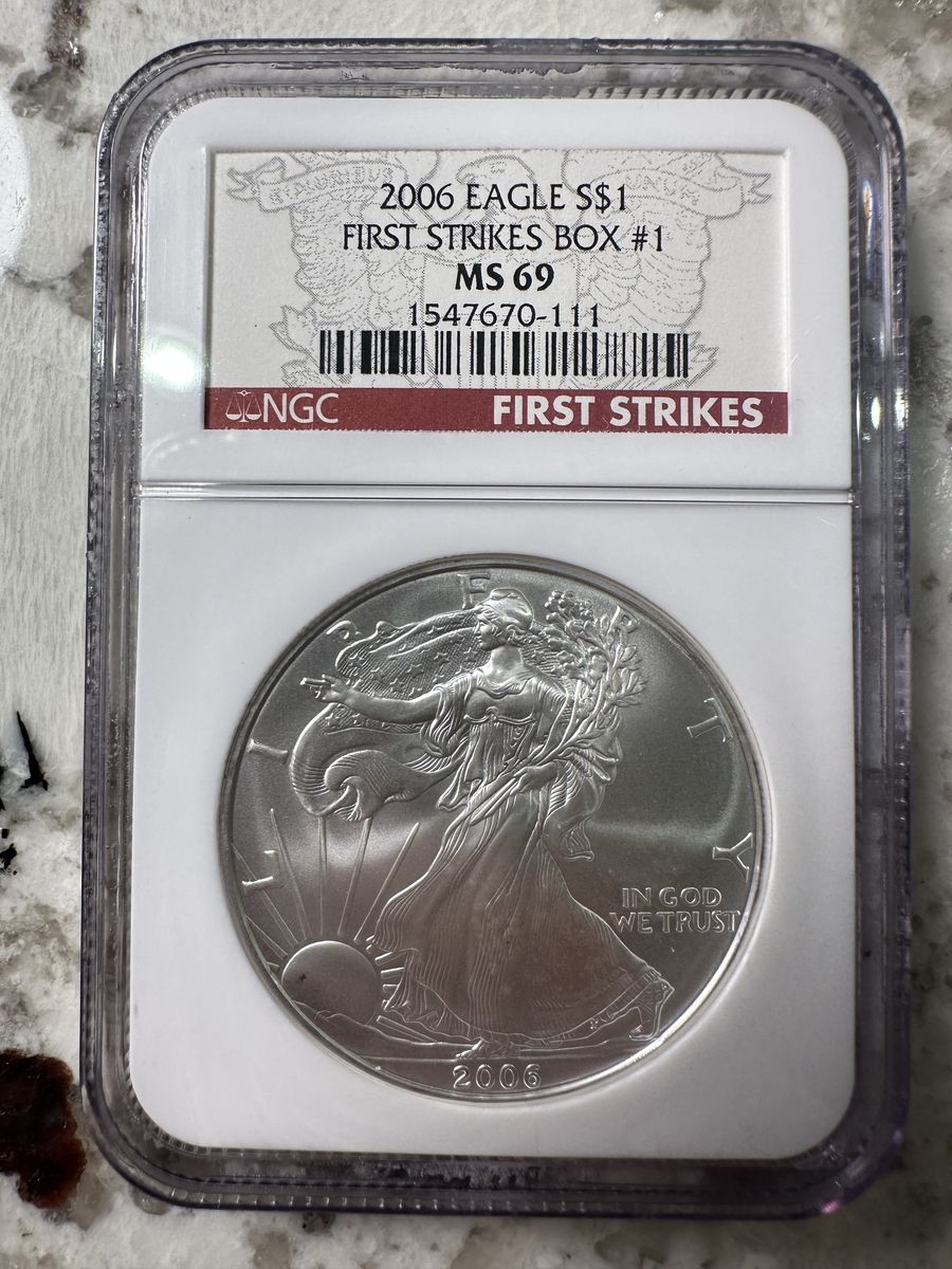 2006 American Silver Eagle MS69 NGC "1 oz Fine Silver"
