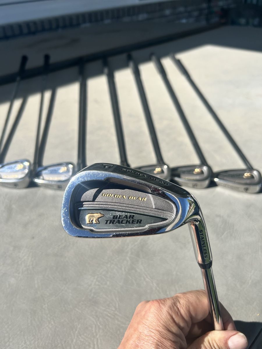FULL SET GOLDEN BEAR GOLF CLUBS