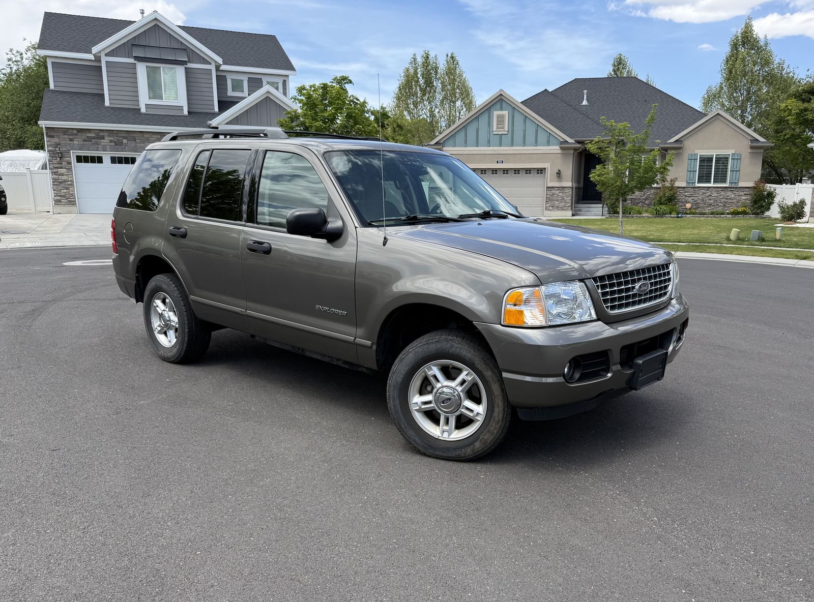 2004 Ford Explorer XLT Sport