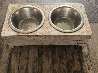 Elevated Pet Feeder w/ 2 Stainless Steel Bowls