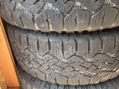 265 65 R17 Goodyear Wrangler