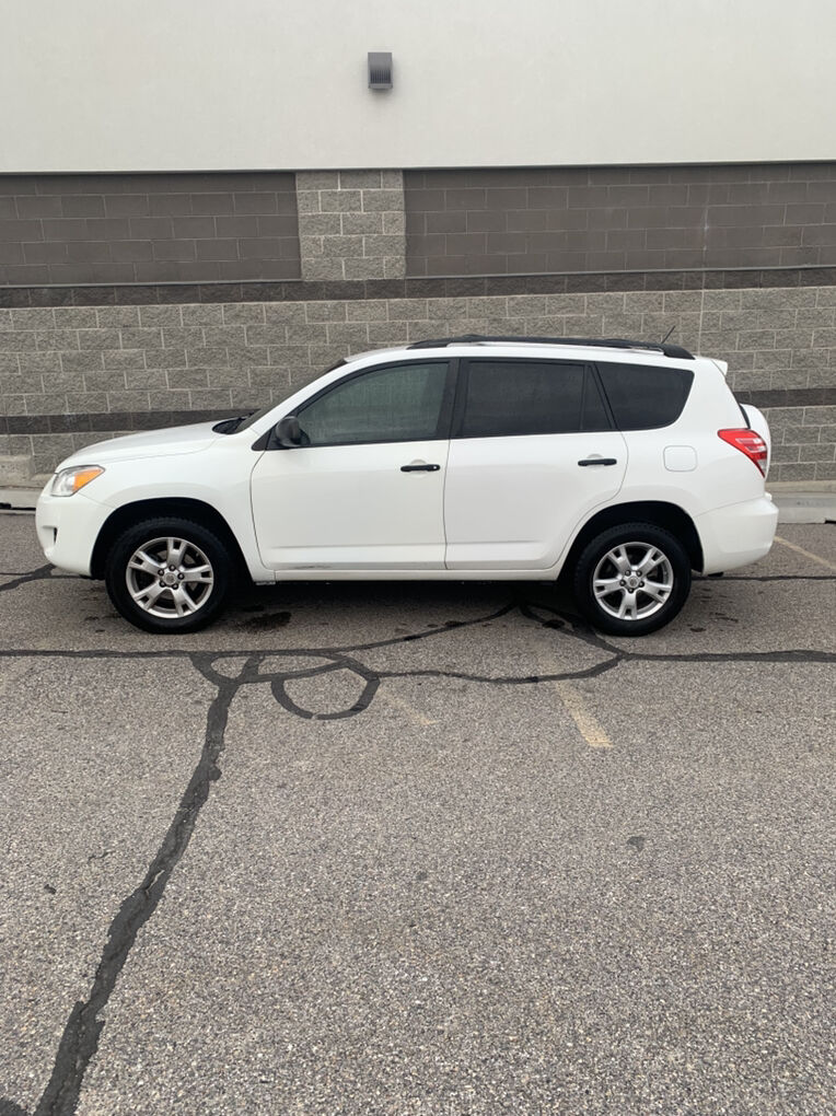 2010 TOYOTA RAV4 Sport