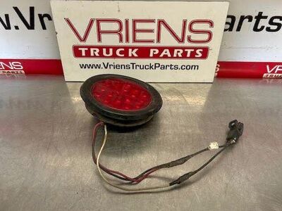 Freightliner LED Stop Turn and Tail Light, Part # 15005 B9016R