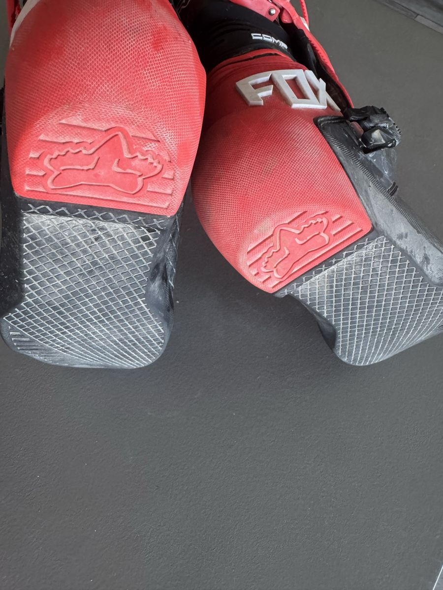 Fox Racing Comp 5 Motocross Boots Y5 Red/Black - Used, Good Condition for Dirt Biking