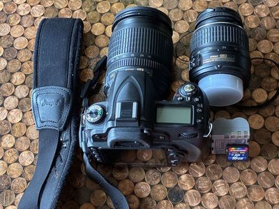 Nikon D90 DSLR Camera Body w/ Nikon DX AF-S Nikkor 18-105mm VR and Nikkor 18-55mm
