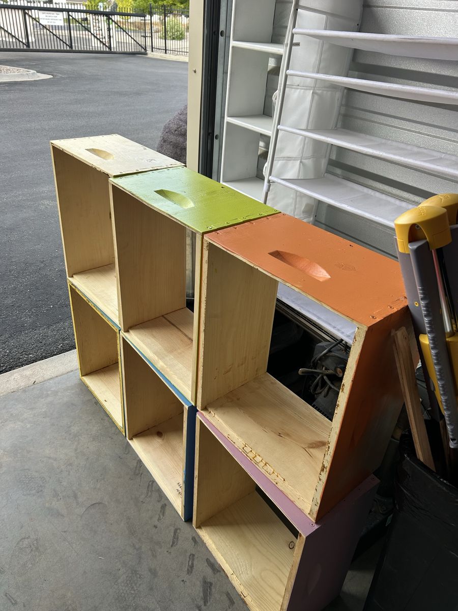 Main image 6