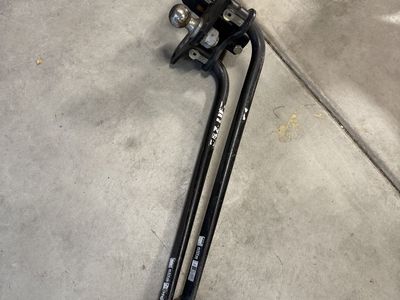 Eaz-Lift Weight Distribution Hitch