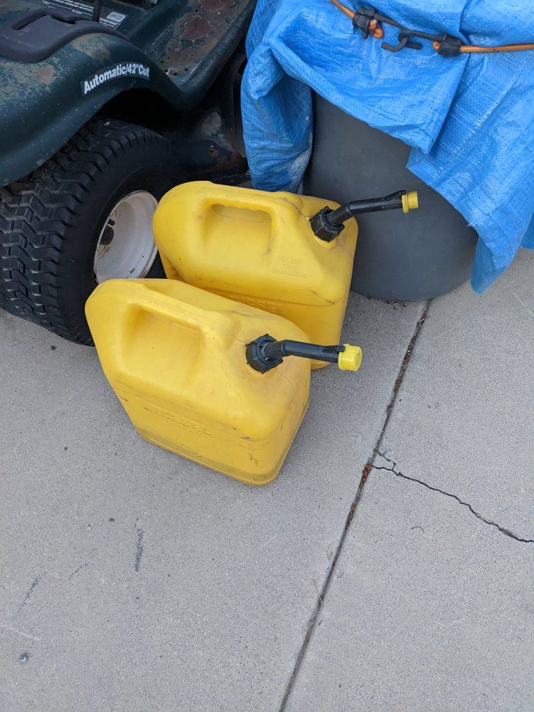 Plastic Yellow 5 gal Diesel Cans