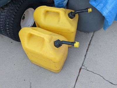 Plastic Yellow 5 gal Diesel Cans