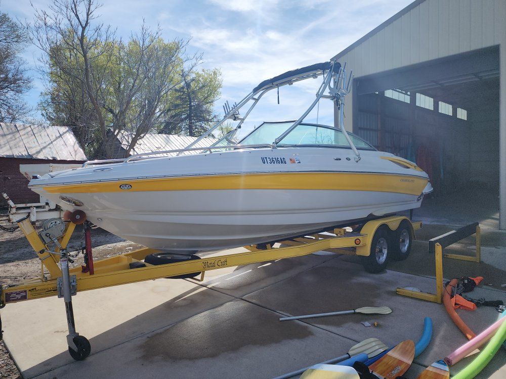 2007 Crownline 230