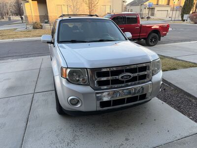 2012 FORD ESCAPE Limited